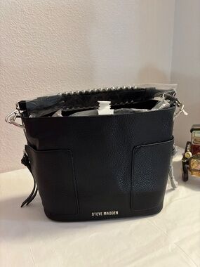 Steve Madden Black Pebbled Leather Bucket Bag